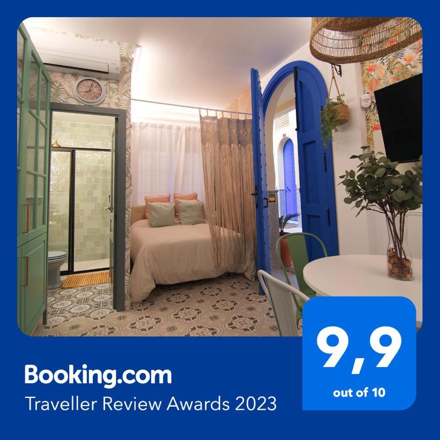 Mara'S Apartments Torremolinos La Mar - Beachfront Tiny House - Bajondillo Eksteriør billede